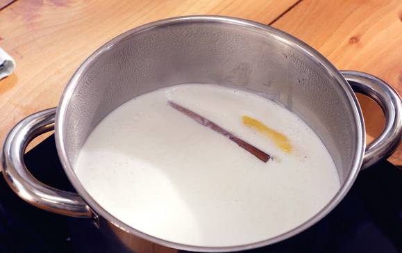 La receta tradicional para elaborar la crema catalana perfecta