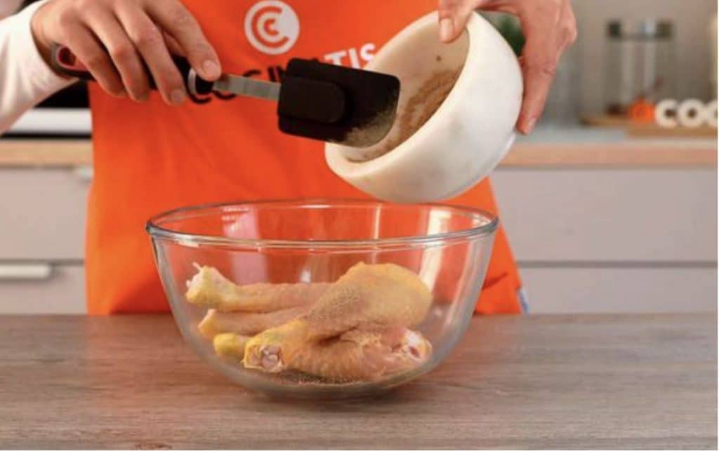 Cómo hacer unos sabrosos muslos de pollo a la barbacoa en 30 minutos