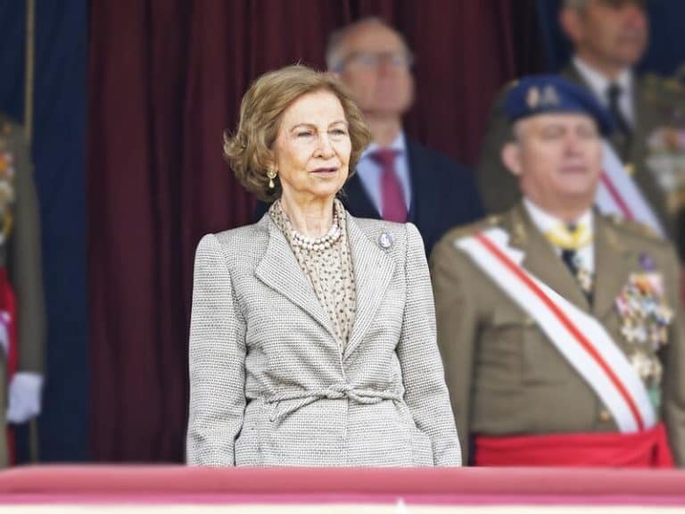 Doña Sofía reaparece tras su ausencia en Palma y la polémica foto del Rey Juan Carlos I