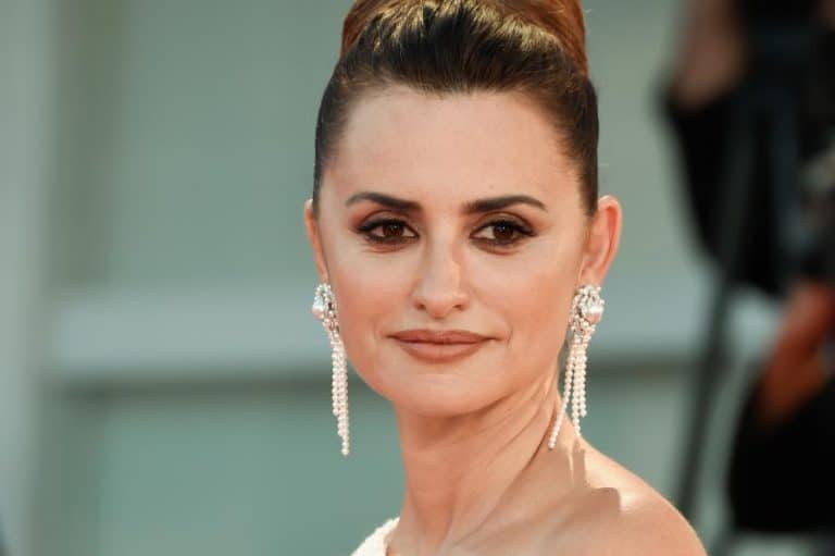 Penélope Cruz deslumbra en la alfombra roja con su nuevo estilo de cabello ‘Ombré’: ¡Impactante transformación!