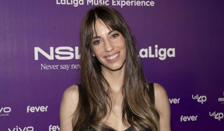 Almudena Cid, superada, deja a la prensa estupefacta y luego reacciona