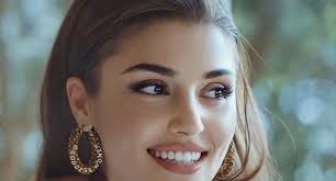 Hande Erçel
