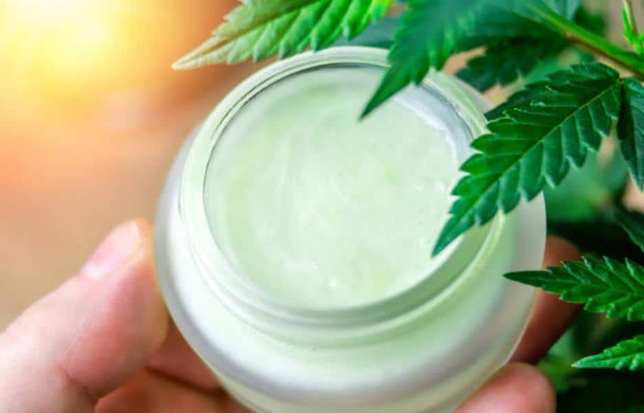 Crema facial regeneradora con cannabis