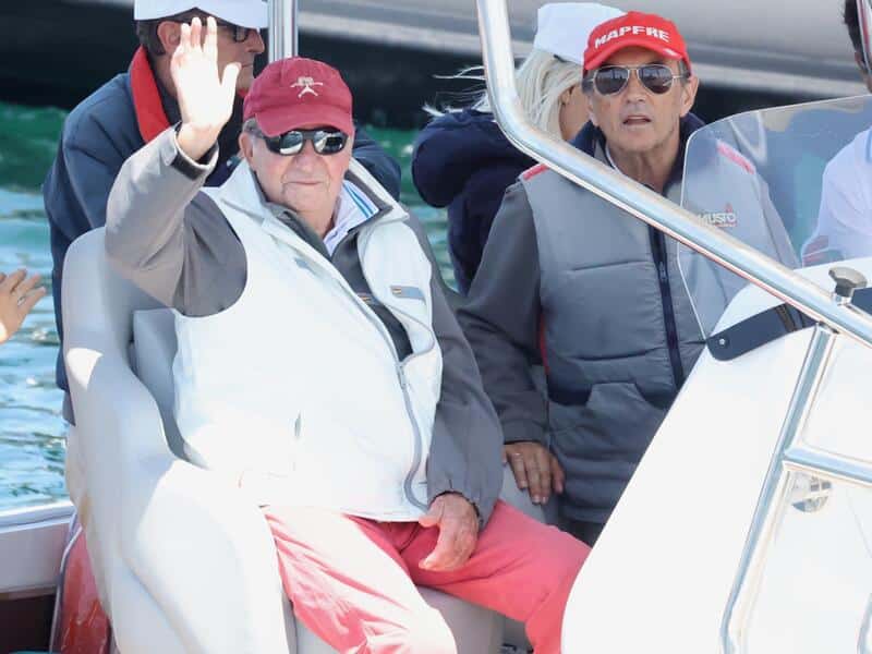 El Rey Don Juan Carlos I en el barco