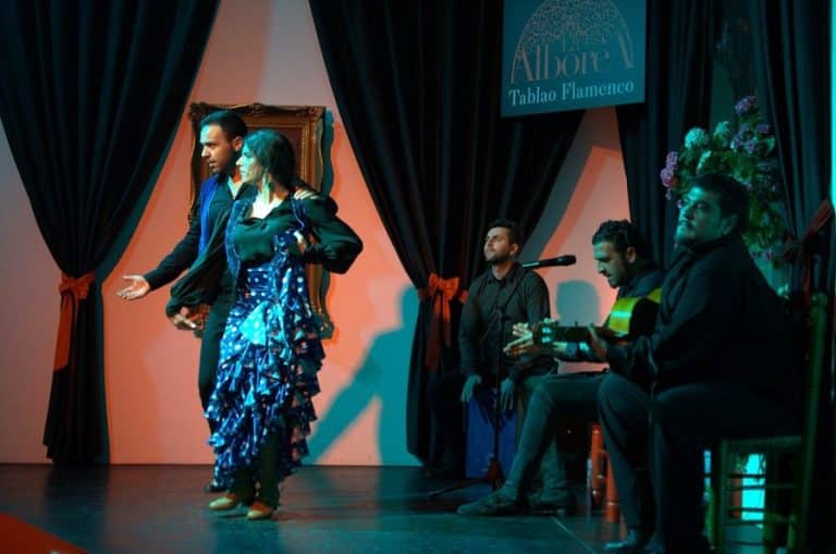 La Alboreá Granada, el tablao flamenco al que van los famosos