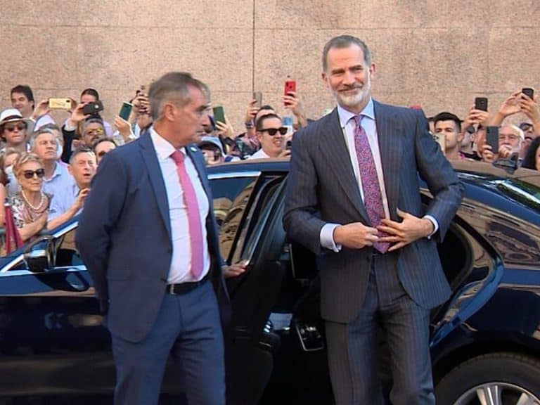 El Rey Felipe VI preside la tradicional Corrida de toros de la Beneficencia, a pesar dela negativa de Letizia