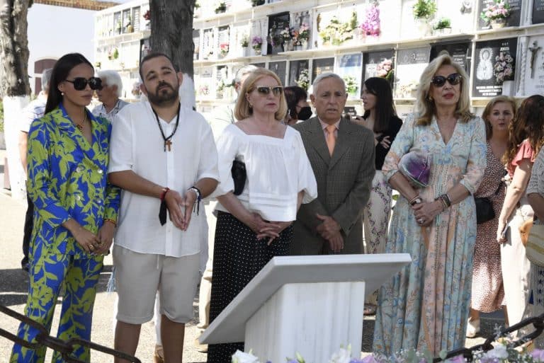 La ‘familia mediática’ de Rocío Jurado tiene un nuevo enemigo… ¿Quién?