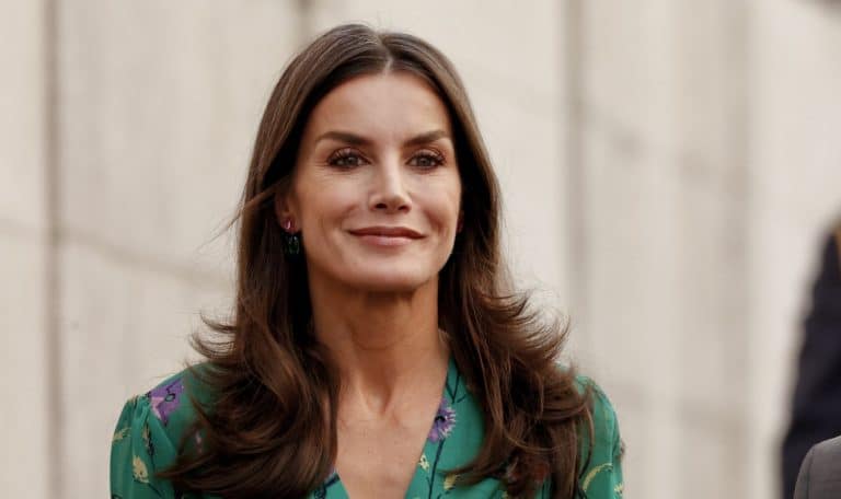 La Reina Letizia vuelve al mono que más dio que hablar en el confinamiento