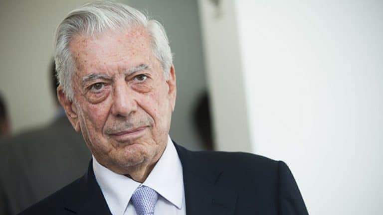 Mario Vargas Llosa reacciona ante su supuesta ruptura con Isabel Preysler