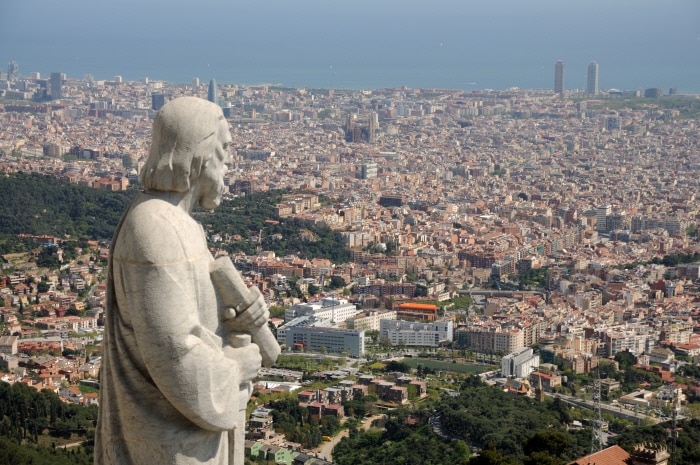 10 restaurantes de moda en Barcelona este 2023