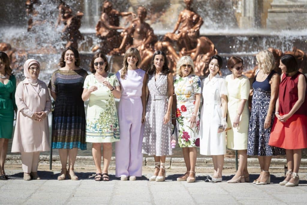 El pasado de la reina con las primeras damas