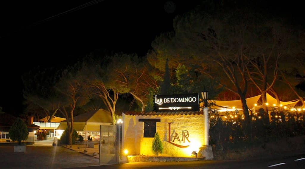 Lar de Domingo, la terraza de moda de la noche madrileña