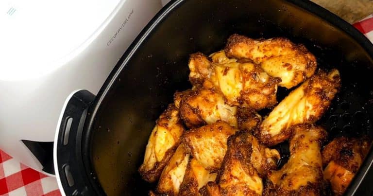 Cómo hacer unas sabrosas alitas de pollo en una freidora sin aceite
