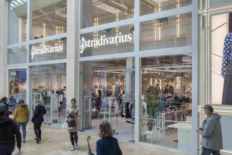 Los favoritos de las rebajas de Stradivarius: se agotan rápido