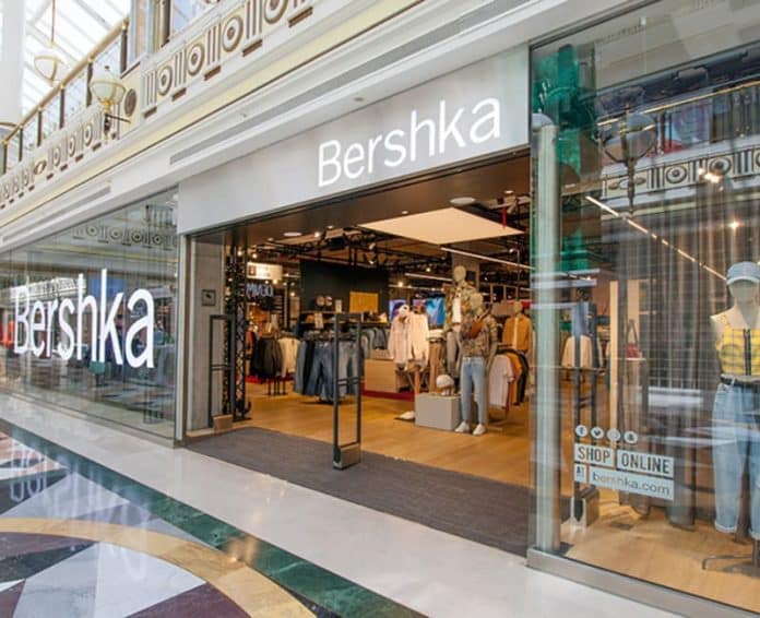 Camiseta basica bershka deals