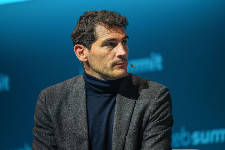 Iker Casillas nos sorprende declarando su amor a una misteriosa mujer: "¡Sigamos juntos!"