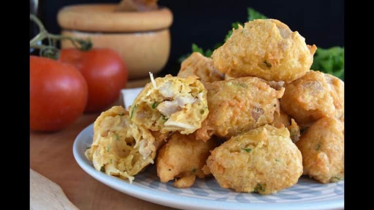 Estos buñuelos de pollo que te gustarán más que las croquetas