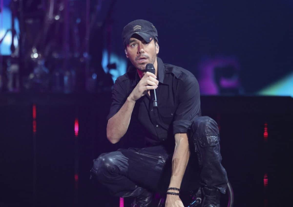 Enrique Iglesias sorprende a sus fans con la peor de las noticias