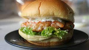 La hamburguesa de marisco que le da mil vueltas a la Big Mac