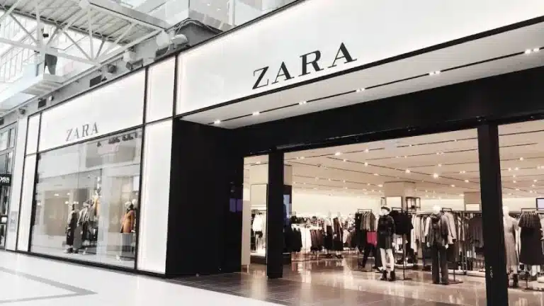 Las sandalias de Zara que parecen de lujo por la mitad de precio que los originales