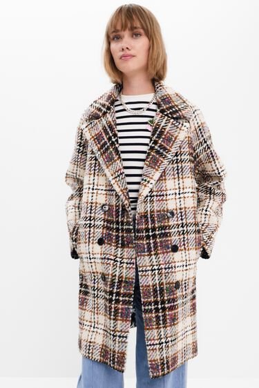 La chaqueta más moderna de Desigual cuesta menos de 100 euros