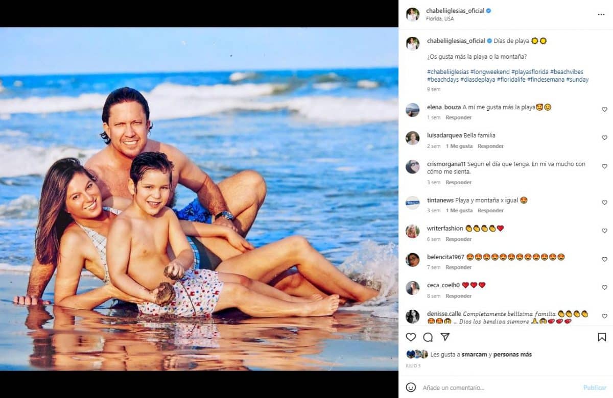 Chábeli con su familia