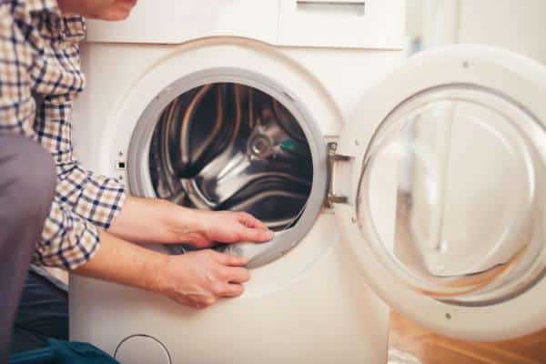 lavadora 3 El truco para limpiar la goma de la lavadora y evitar la humedad y el moho