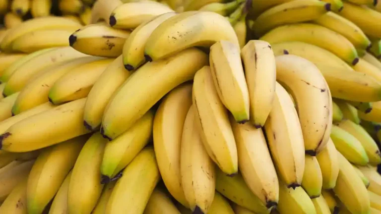 Esto es lo que le pasa a tu cuerpo si comes dos plátanos al día 