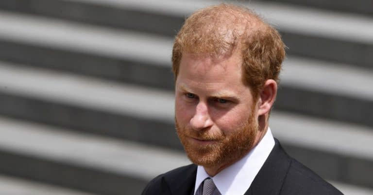 El príncipe Harry se despide de su «abuelita» Isabel II sin olvidarse de Meghan Markle