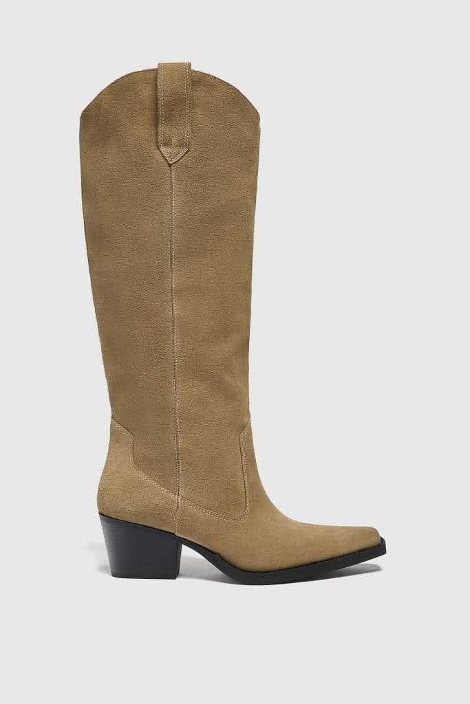 Las botas XL de Pull&Bear que sólo cuestan 49,99 euros 