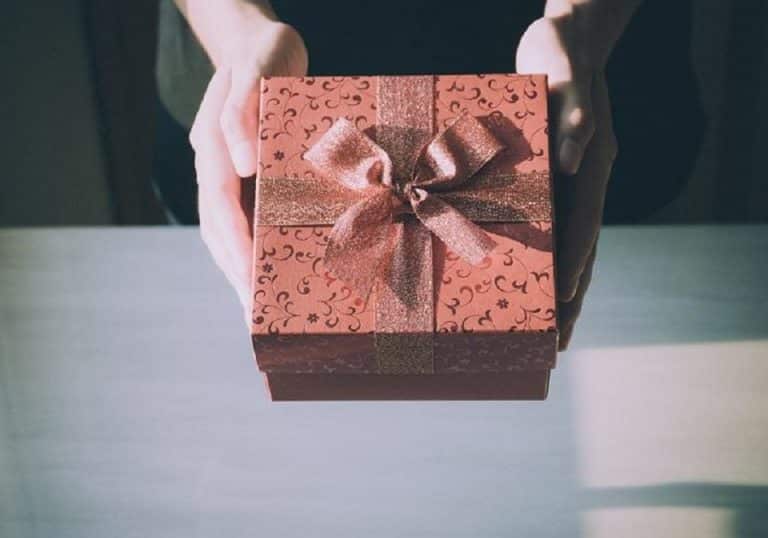 Joyas y relojes: la idea de regalo perfecta para tu pareja