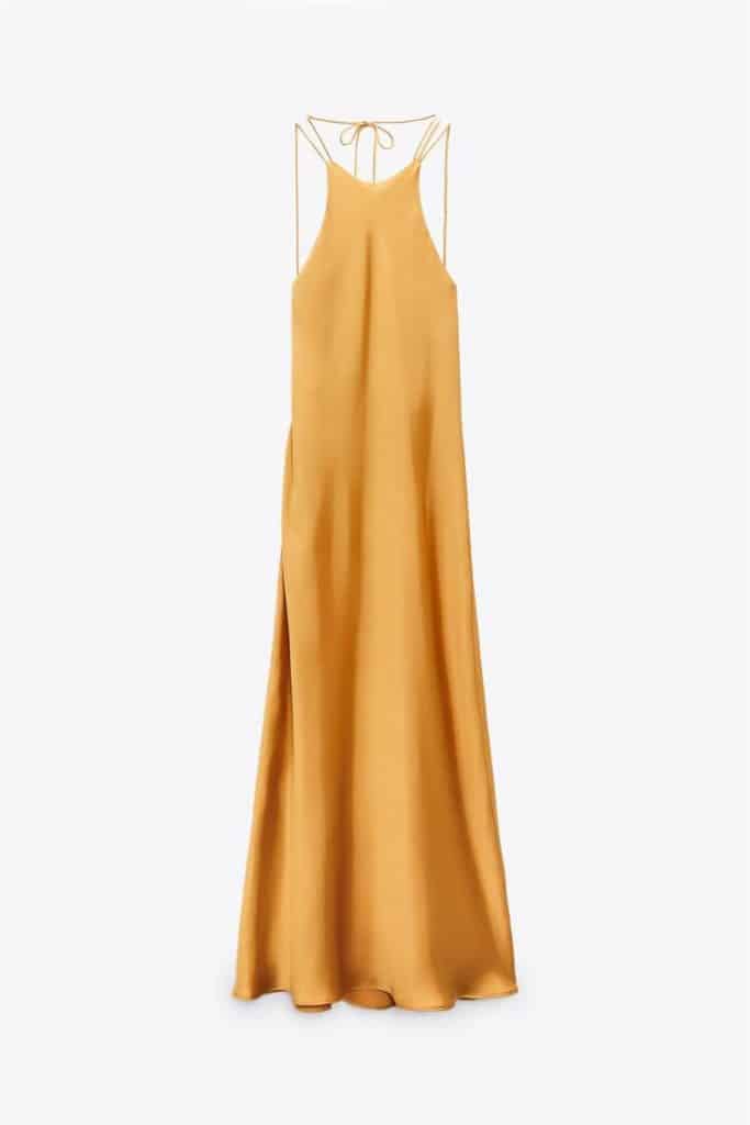 vestido lencero mostaza de zara 93e6249d 812x1218 Vestidos de fiesta en Zara para las ocasiones especiales de otoño
