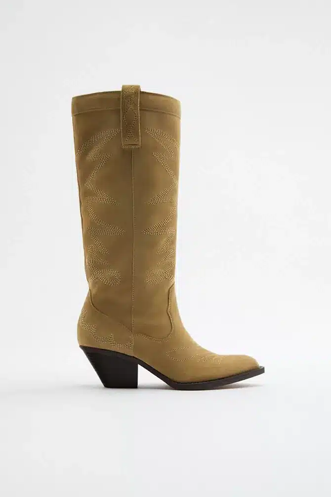 Las botas de 'estrella del pop' de Zara por 49,95 euros