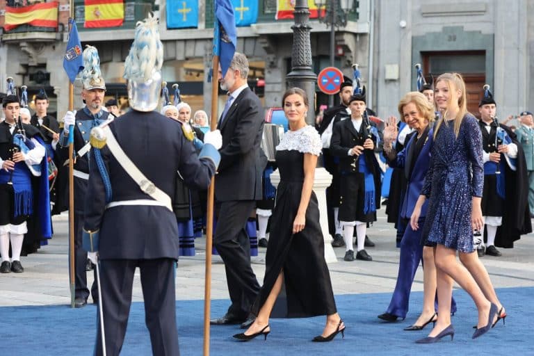 Los reyes Letizia y Felipe y el detalle que nadie vio en la entrega de las Medallas de Bellas Artes en Toledo