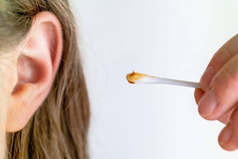 El truco para limpiar tus oídos sin utilizar bastoncillos