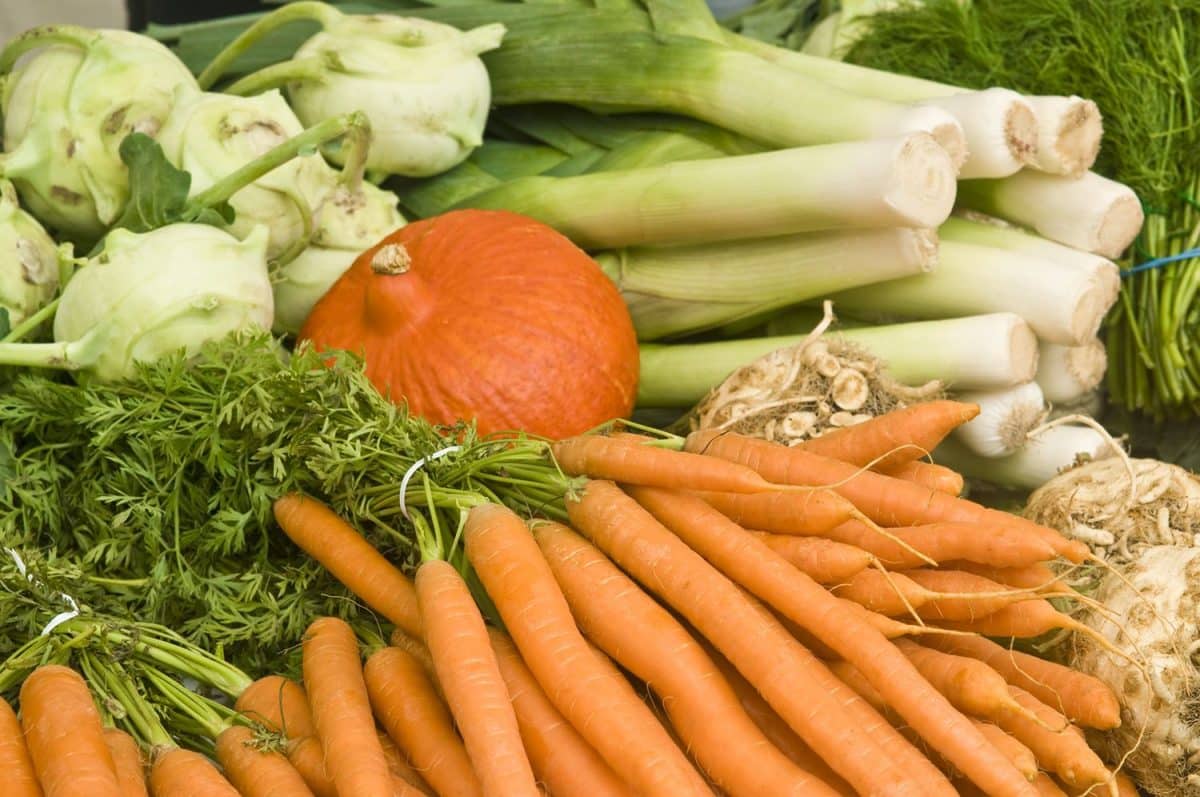 El caldo de verduras que te gustará más que el cocido