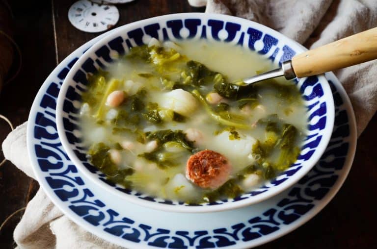 La receta de caldo gallego que le da mil vueltas a las lentejas