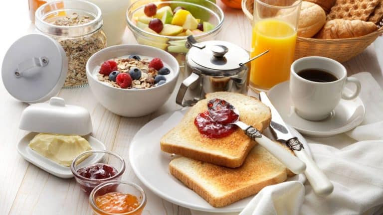 Este desayuno reduce el colesterol y alarga la vida