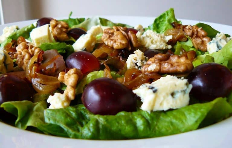 Ensalada: la fruta que debes añadir y que querrás comer siempre
