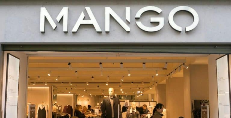 La falda larga de Mango por 29,99 euros que todas las influencers desean