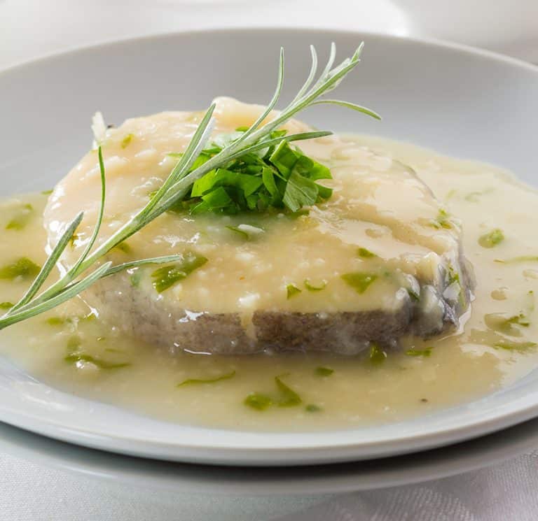 Esta merluza al queso rápida es una fantasía