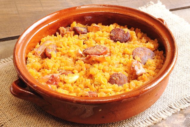 receta de migas andaluzas 640x427 1 Migas: La receta andaluza que le da mil vueltas a la tradicional