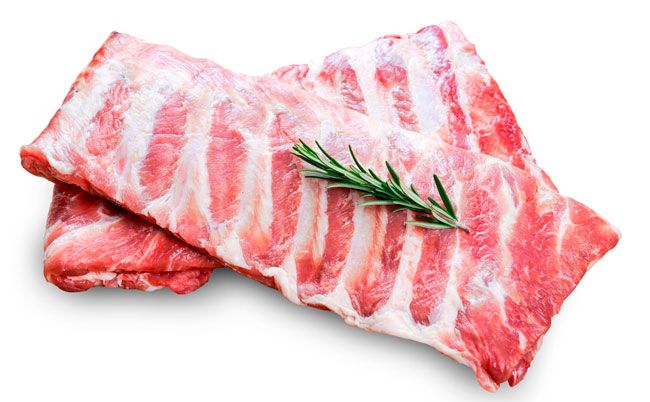 Estas costillas guisadas están más melosas y sabrosas que al horno