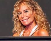 55b0f271bea19e46478554ea94ab6480_lara-dibildos