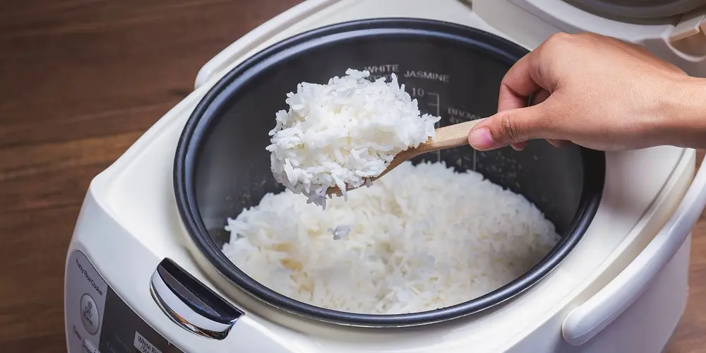 El truco de los chefs para que el arroz te quede suelto 