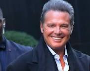 f494952ab7b76947e82308d4c9c56c7d_luis-miguel
