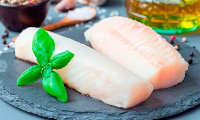 Merluza a la romana: El ingrediente que siempre utiliza Arguiñano