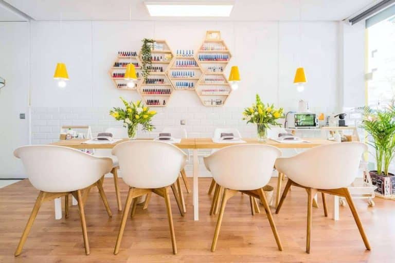 La Esmaltería, la revolución del concepto de los centros de uñas y belleza, se lanza en franquicias