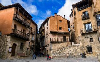 Pueblos para escaparte el puente de diciembre en la sierra de Madrid 