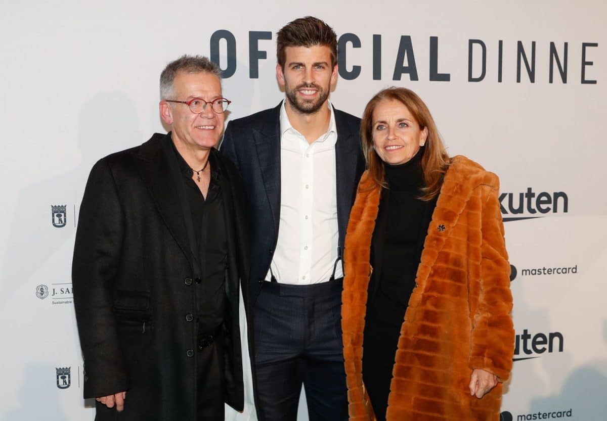 Gerard Piqué y sus padres